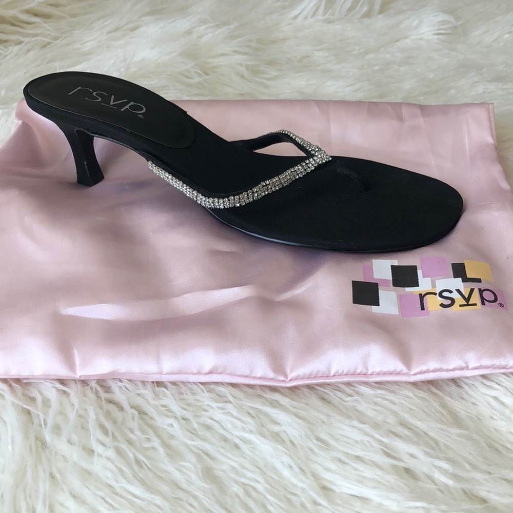 *NWT* RSVP Black Heel